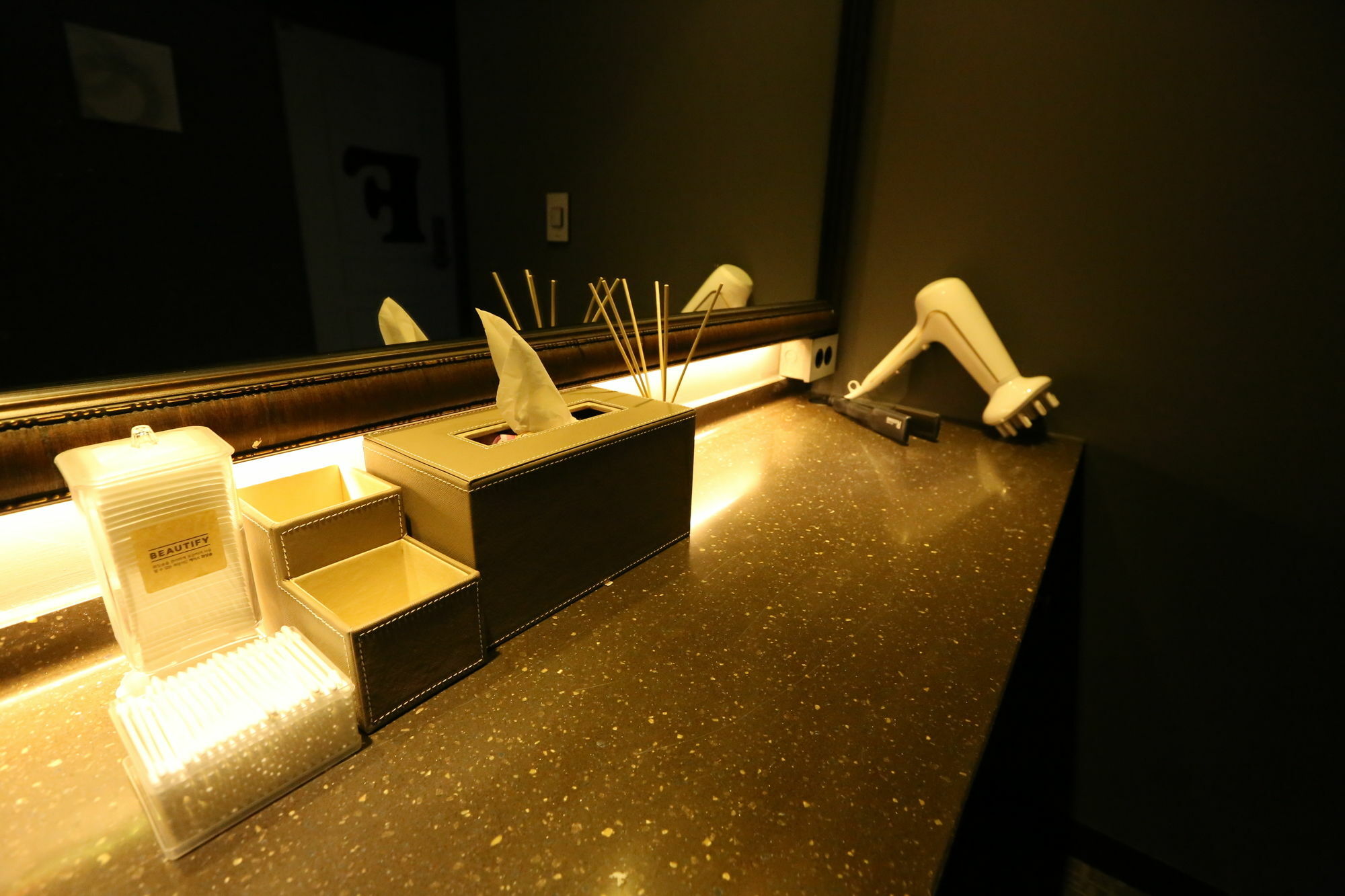 Philstay Myeongdong Boutique Female Seoul Exterior photo
